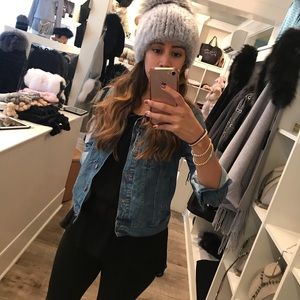 Meet your Posher, Angelica